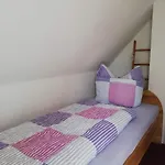 Uriges In Weissenburg Einbaukueche Und Garten *